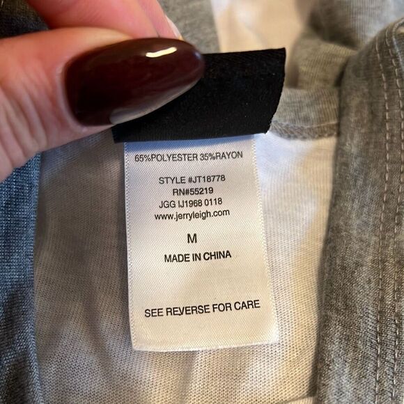 Modern Lux Women's Gray White "Zero Lucks Given" Baseball Tee - Picture 7 of 7